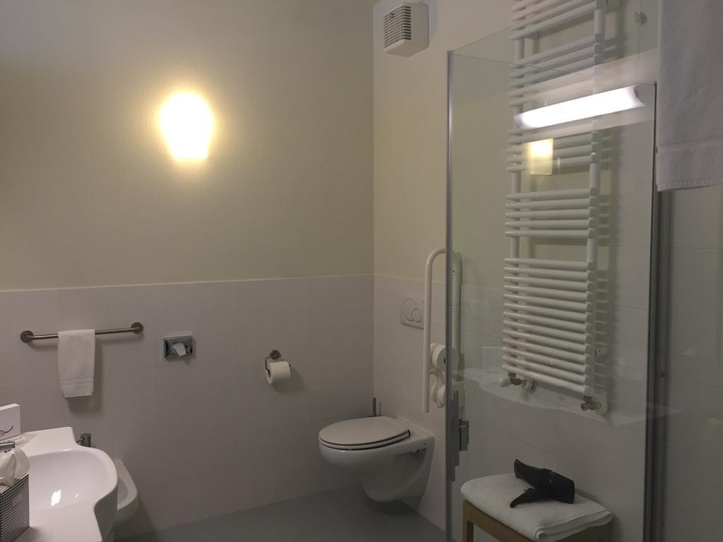 Ca' Del Lupo Hotel Montelupo Albese Eksteriør billede