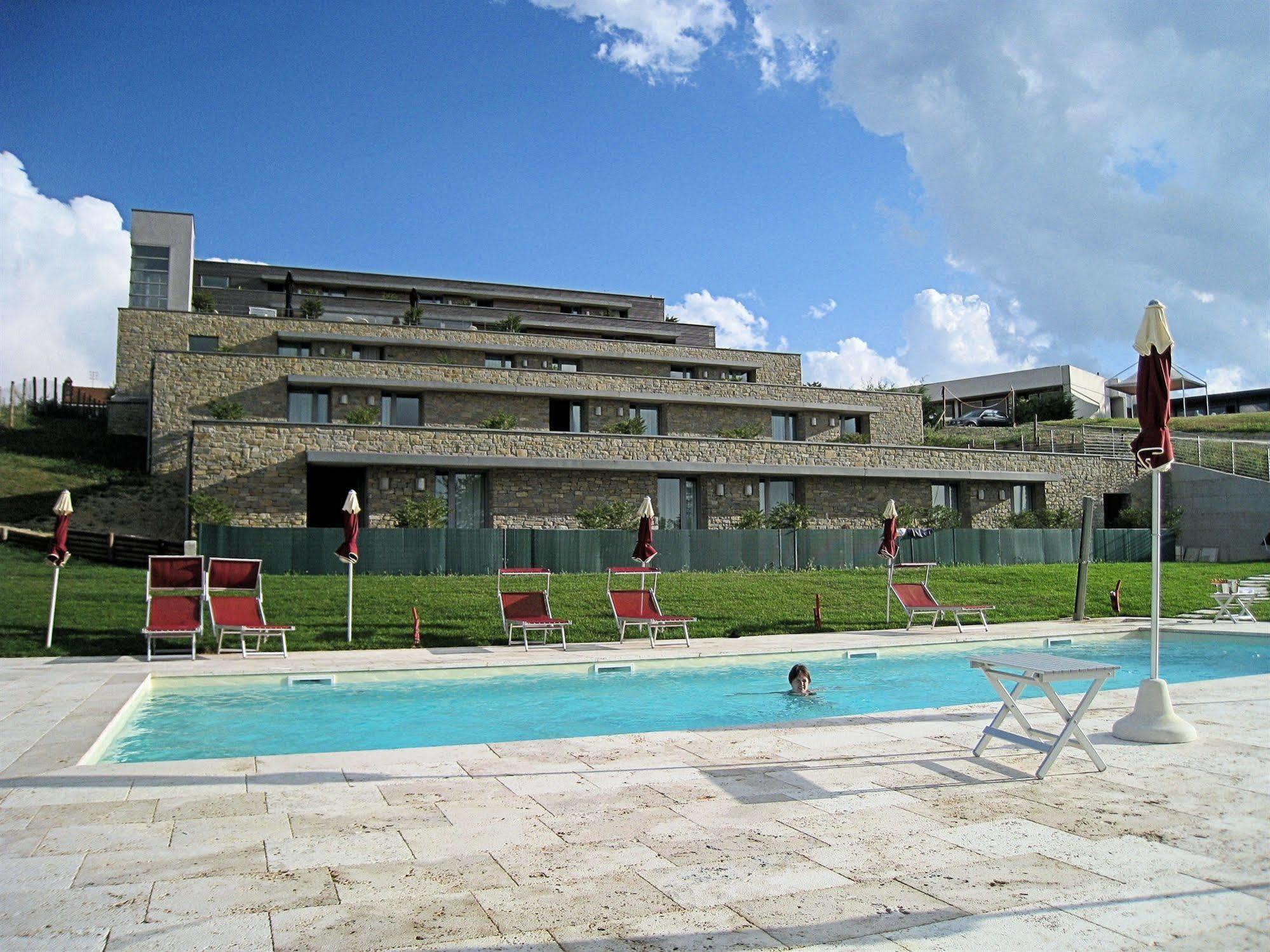 Ca' Del Lupo Hotel Montelupo Albese Eksteriør billede